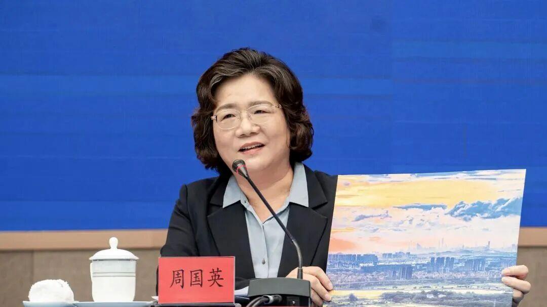 香港现日落奇观🤩网友:果然大湾区是一家
