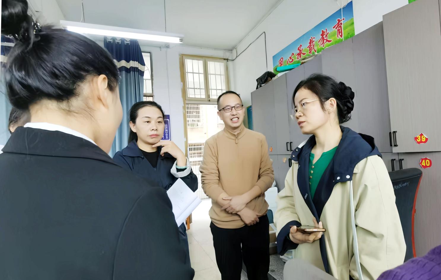 执审题之钥,立论证之骨——记新化十四中语文教研组常规教研公开课
