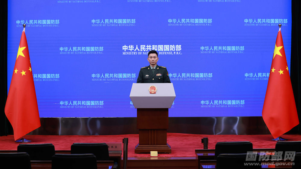 国防部:日方窥视滋扰中方正当行动暴露受迫害妄想症