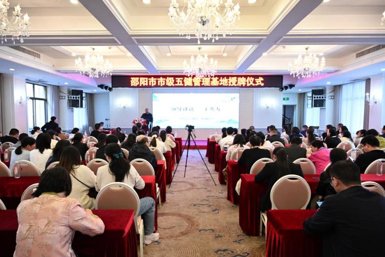 聚力“五健”促健康 妇幼担当护青苗