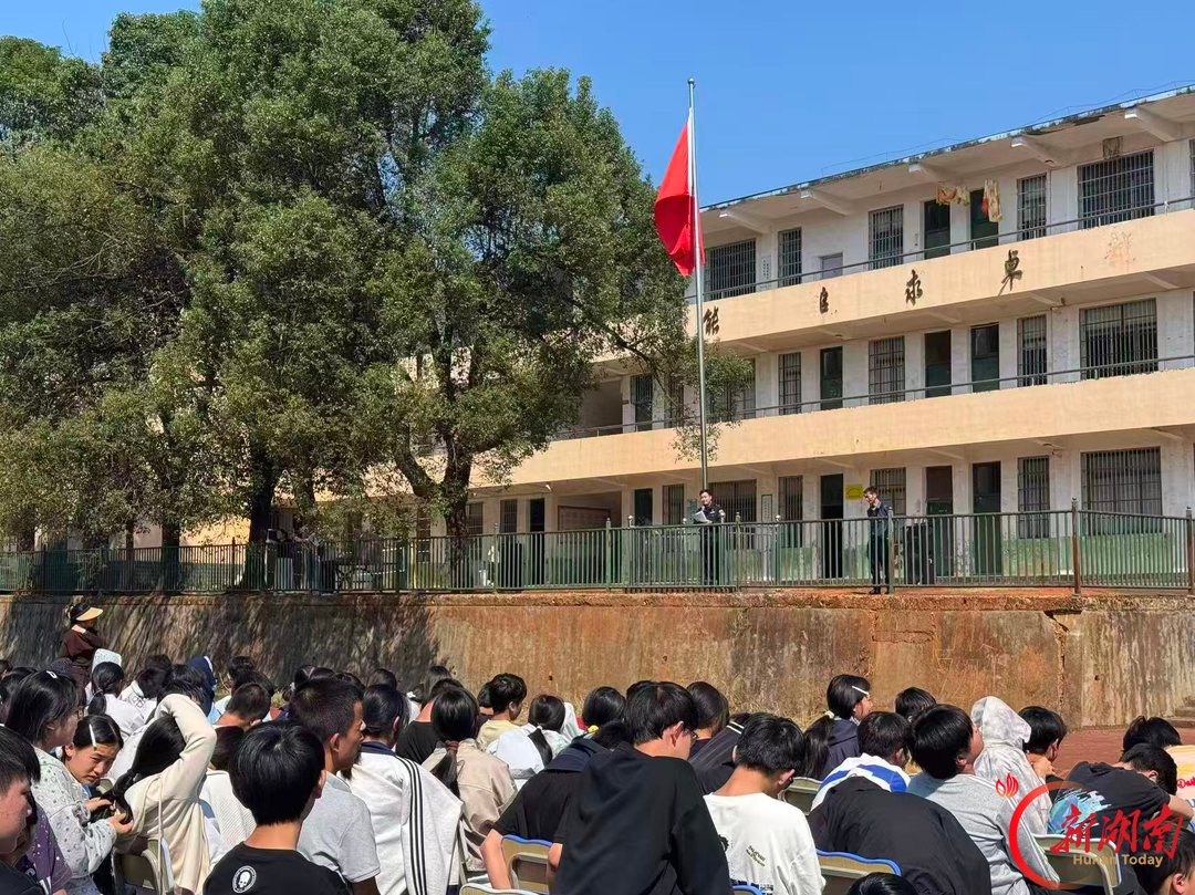 赫山区｜看电影、晒稻谷、量血压，衡龙桥镇党群服务中心一室多用百姓夸