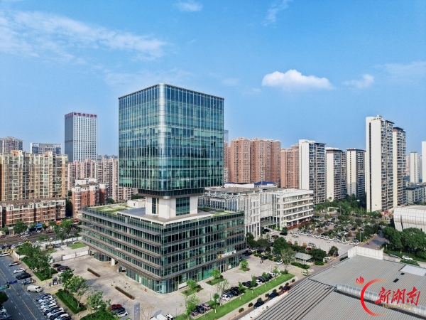 “耐心”打底，资本“长跑”——长沙经开区以基金投资创新培育产业“磁吸力”｜湖南日报