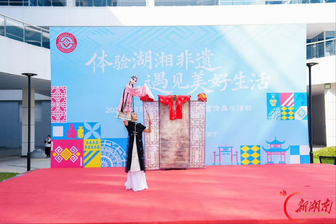 体验湖湘非遗 遇见美好生活——2026年湖南“非遗六进”系列宣传展示活动收官
