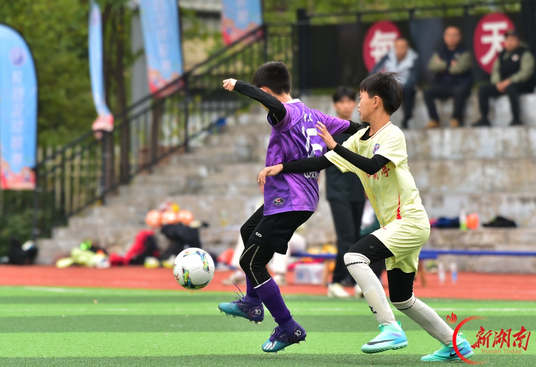 绿茵逐梦!2026湘江新区中小学生“三大球”联赛足球决赛火热启幕