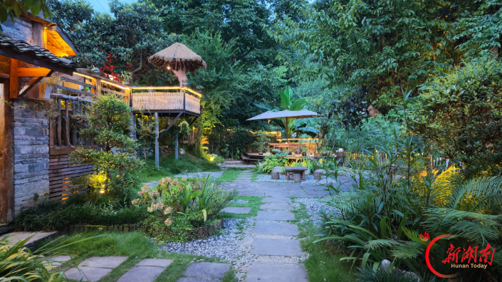 一方小院，欢喜在山隅