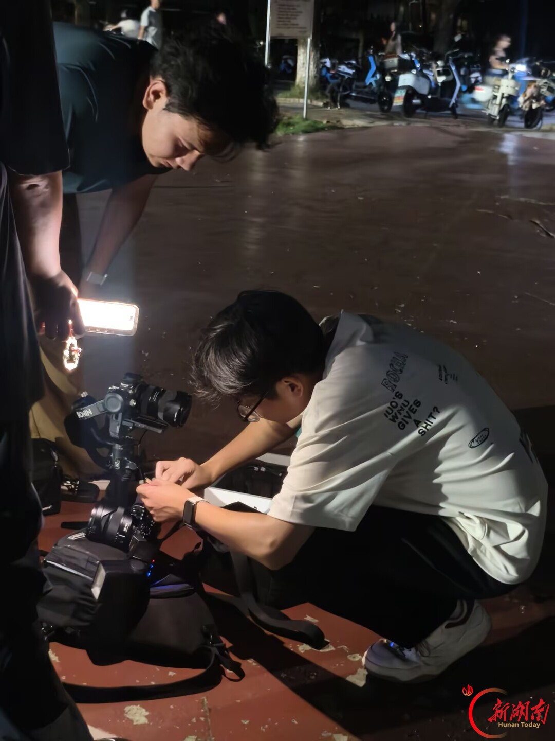 青春正步走|笔墨绘迷彩,宣传夺桂冠,商院宣传战线交出亮眼答卷