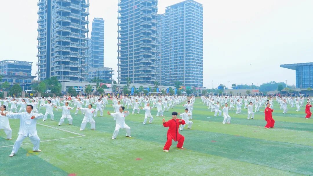 4929人参赛!汉寿县首届全民健身体育运动会开幕