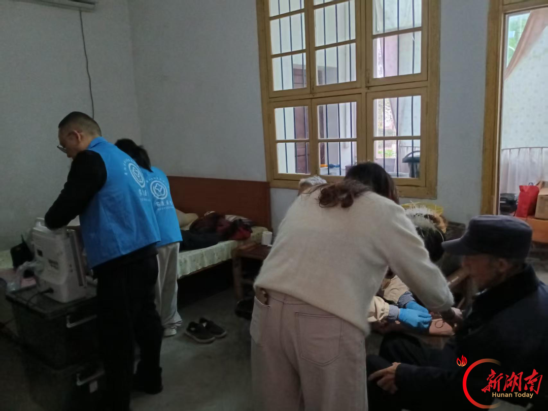 赫山区｜看电影、晒稻谷、量血压，衡龙桥镇党群服务中心一室多用百姓夸