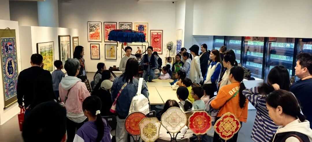 王贞：展集联动，从礼敬到体验——2026年首届长沙民间工艺美术作品双年展的策划与观察