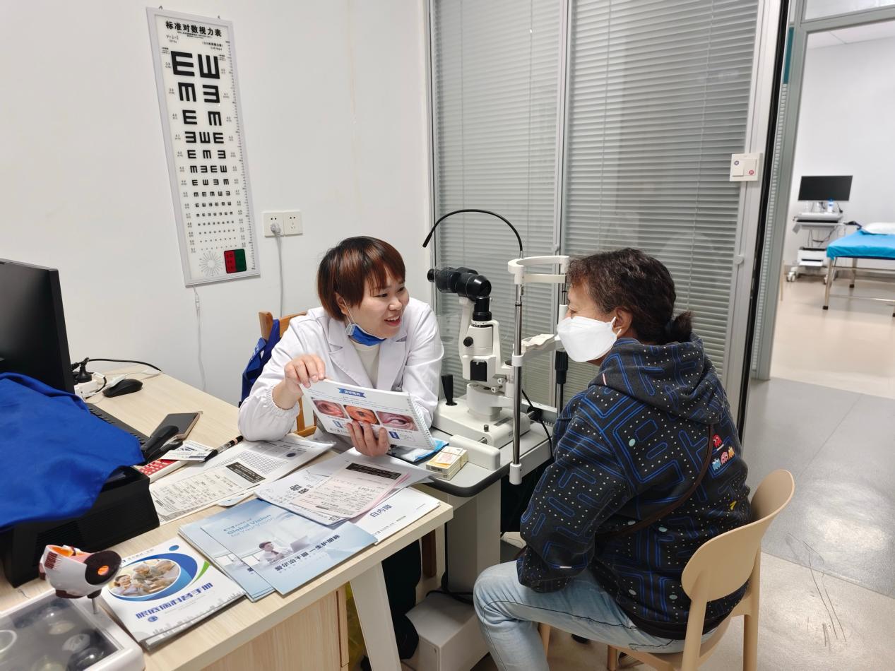 专家下沉基层 守护眼健康 