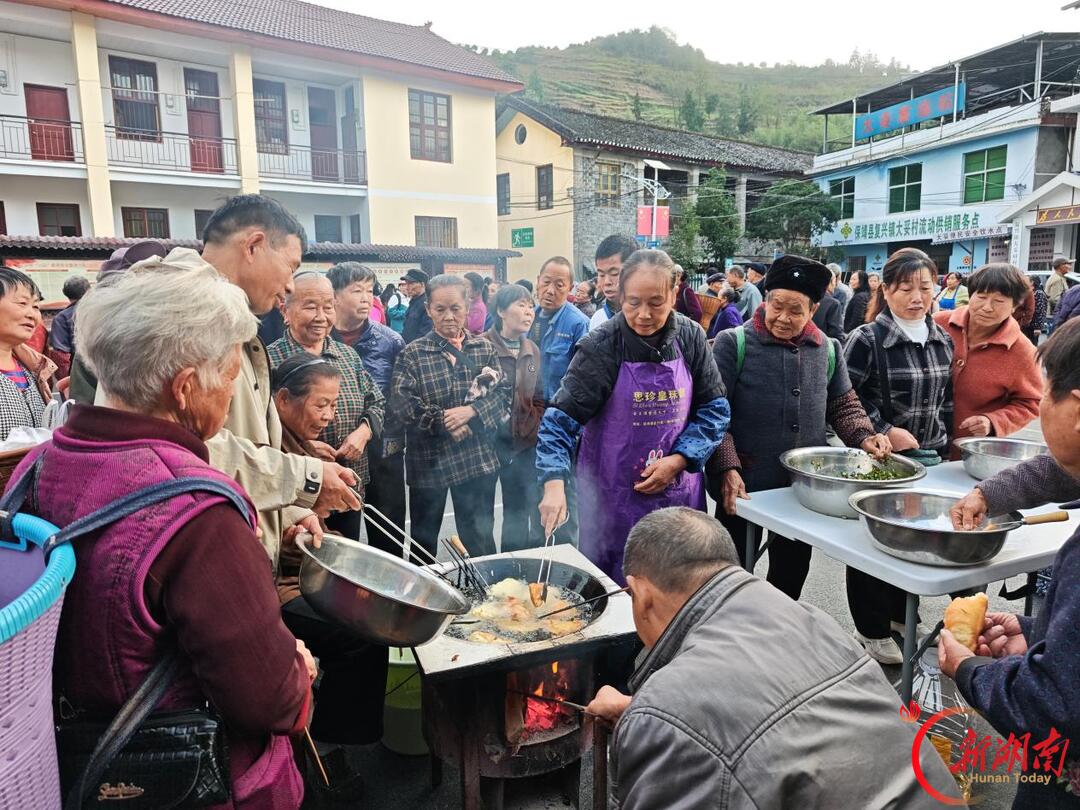 热闹开集!优质山货从“等人来买”转向“主动出山”~
