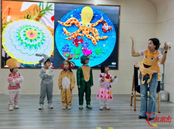  芙蓉区教育局八一路幼儿园开展艺术月活动