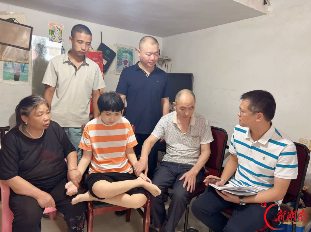 精准兜底线 养老有温度