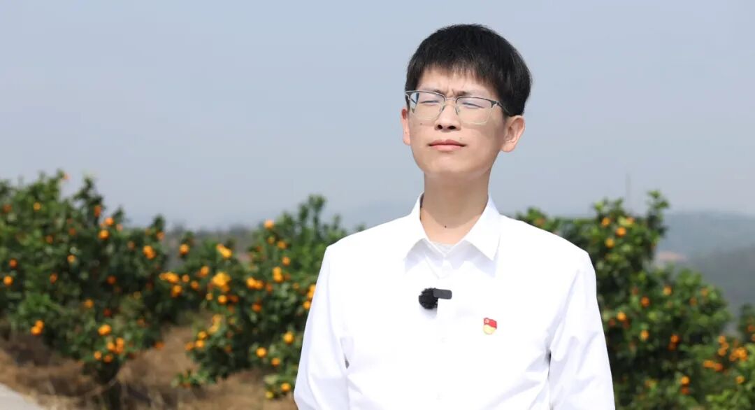 安仁:融媒助农进果园 龙海金秋砂糖桔线上俏销