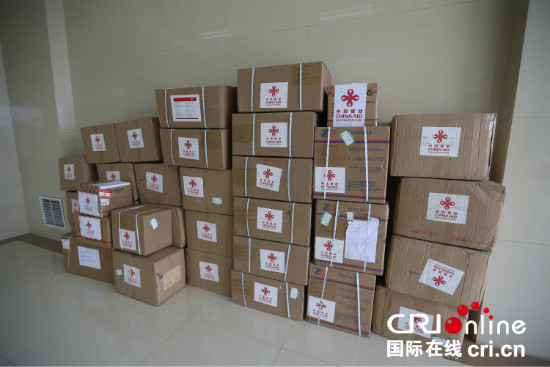 中国援助蒙古国医疗防疫物资经绿色通道快捷出境