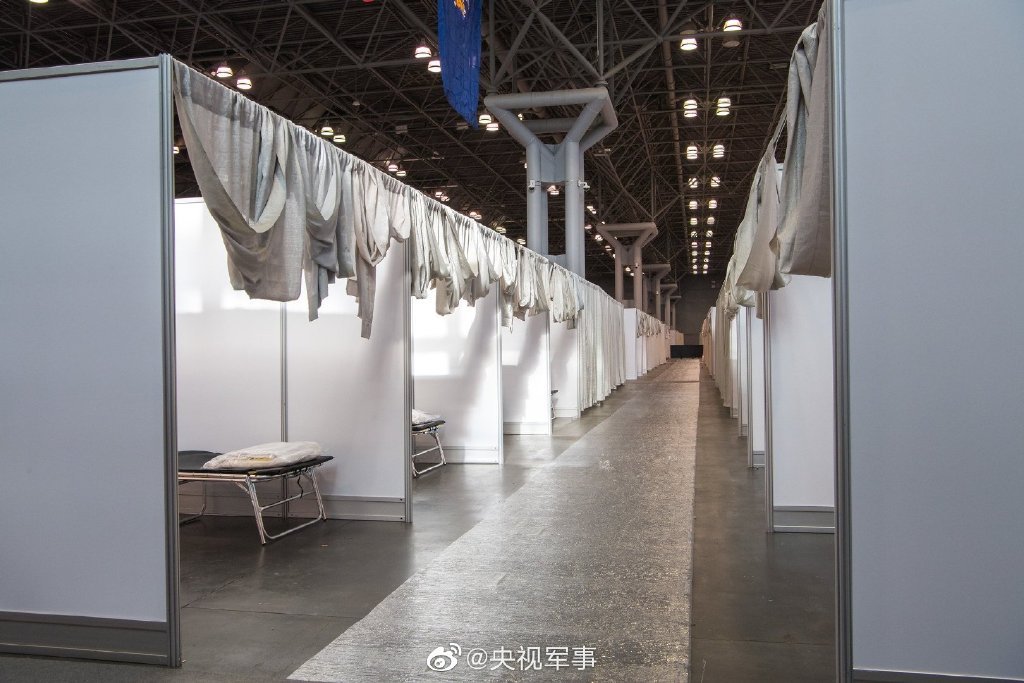 美国纽约建成第一个方舱医院