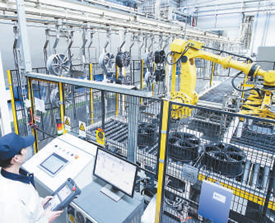 政策解难题 服务送温暖（统筹抓好改革发展稳定各项工作）