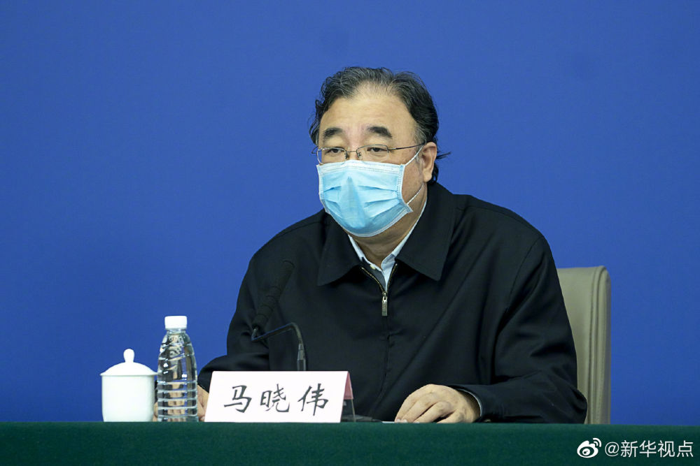 全国疫情传播基本阻断 4万多名援鄂医务人员无一人感染