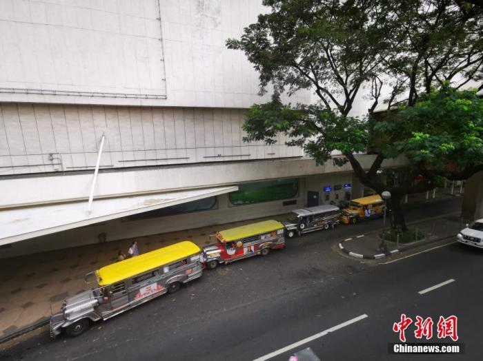 多国现单日死亡最大增幅 特朗普：未来两周将非常痛苦