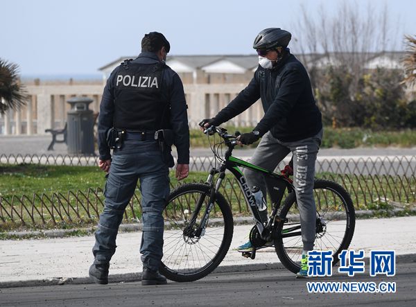 至暗时刻，他们迎来了中国医疗队!