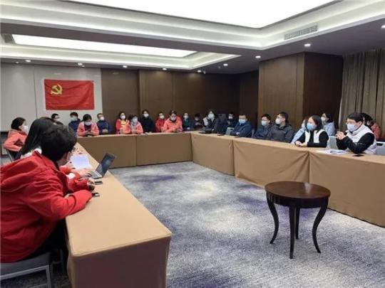 【你有多美】北医三院援湖北医疗队：“我们还有任务，要最后撤离”