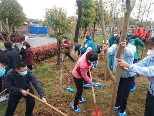 【你有多美】北医三院援湖北医疗队：“我们还有任务，要最后撤离”