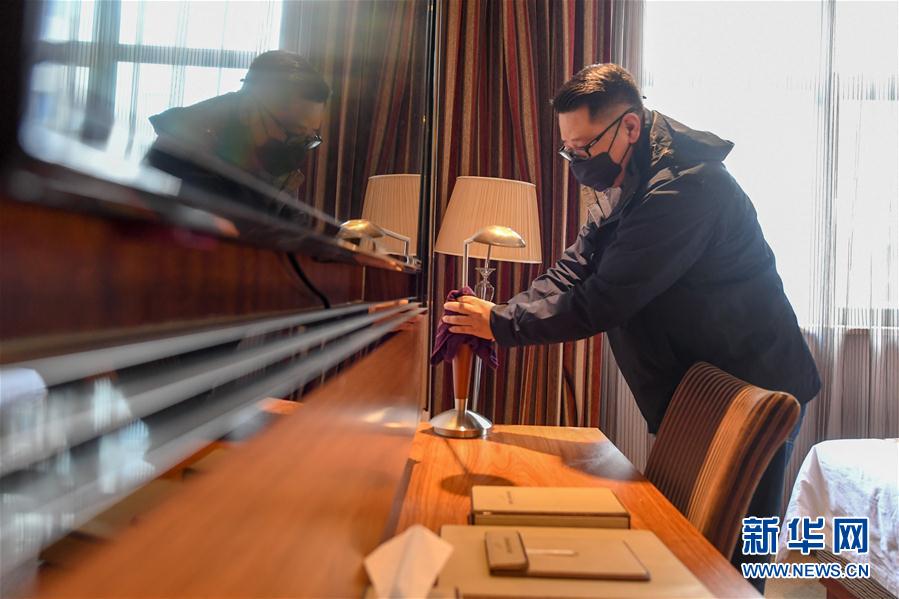 服务白衣天使的“管家”艾厚宇