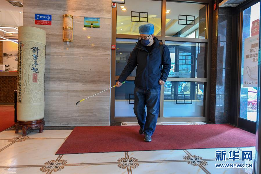 服务白衣天使的“管家”艾厚宇