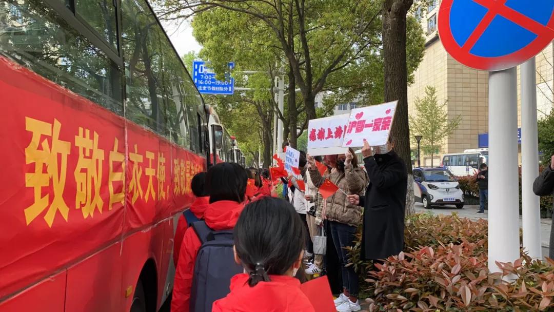 落日余晖下的老爷爷，又有了新故事!