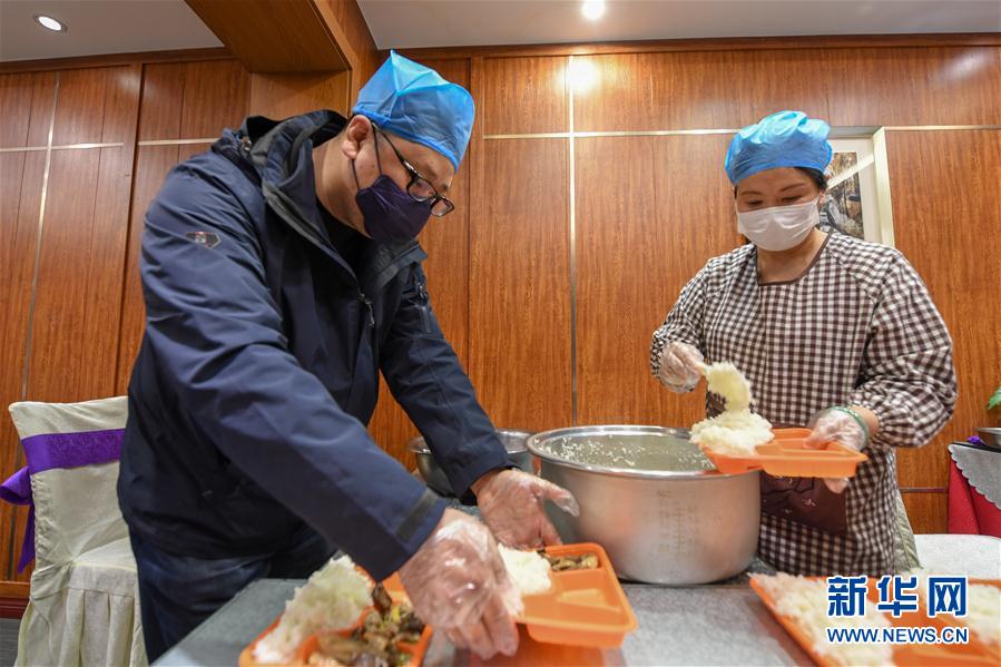 服务白衣天使的“管家”艾厚宇