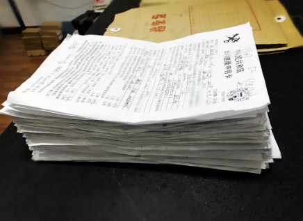 “战”在航班入境时