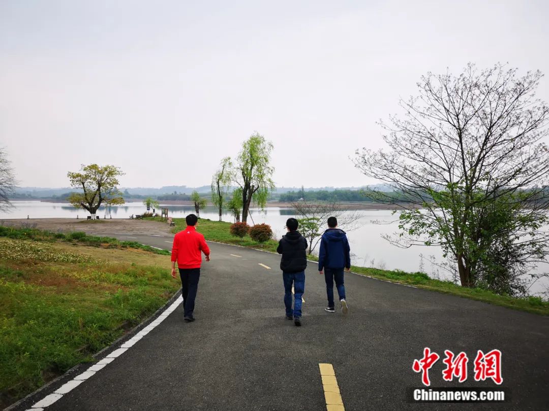 战“疫”归来 “白衣川军”的隔离疗养生活怎么样?