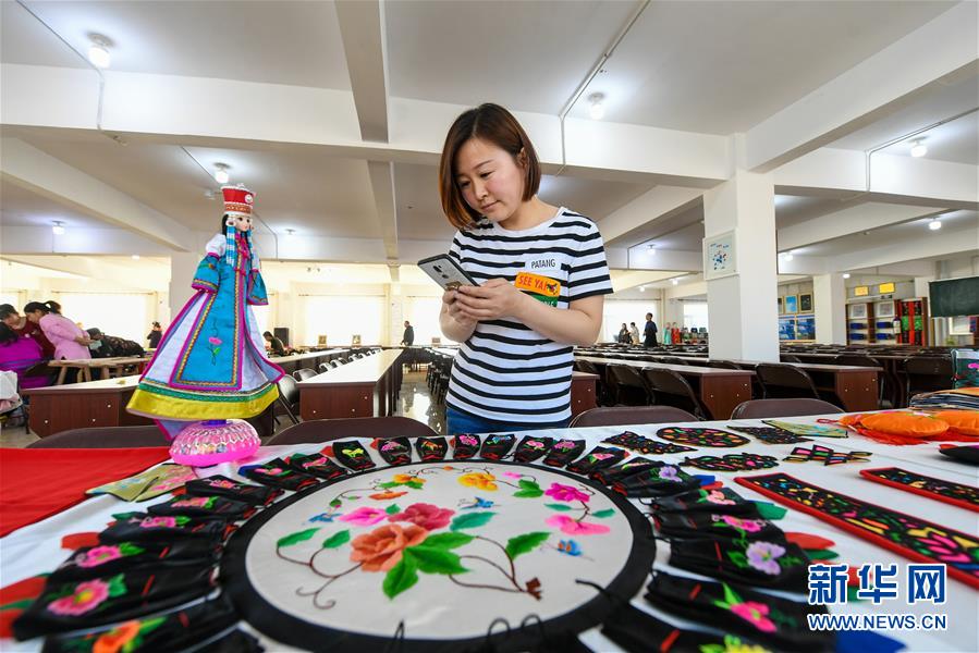 内蒙古贫困旗县全部“摘帽”