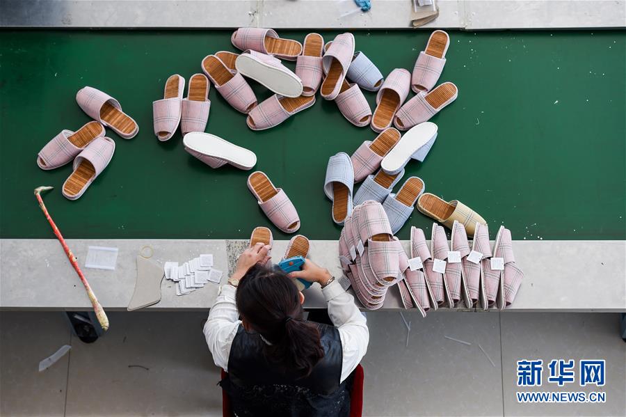 内蒙古贫困旗县全部“摘帽”