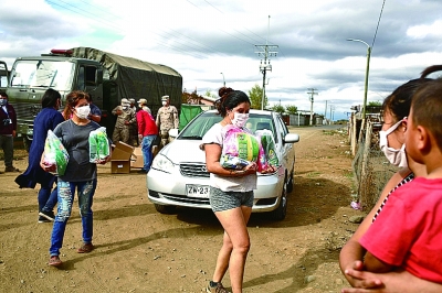 全球疫情及其应对：经济、安全及认同