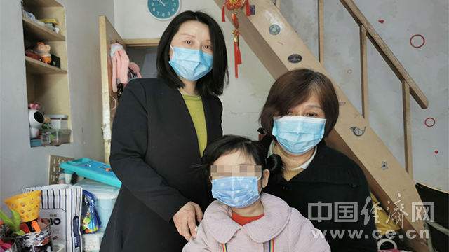 记念武汉社区志愿者刘俊：“我的爸爸是超级英雄”