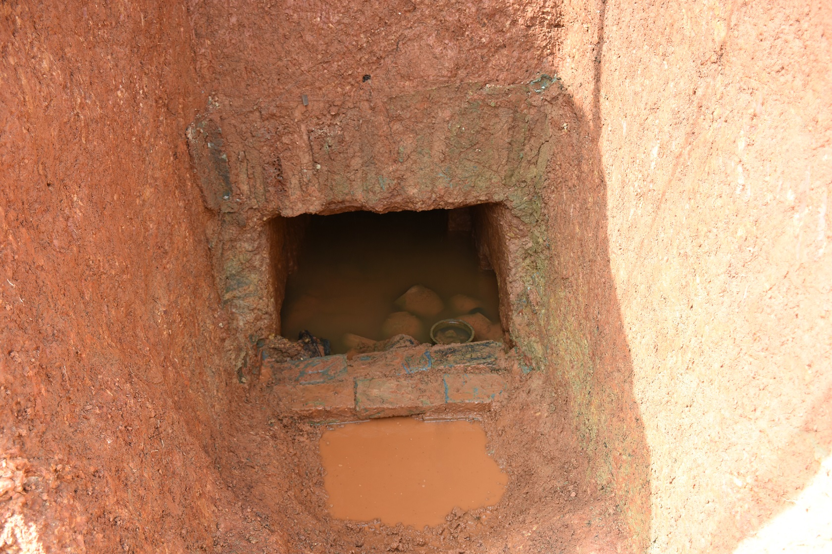 益阳首次发现土坑洞室墓 墓主或为出生富裕的南迁北方人