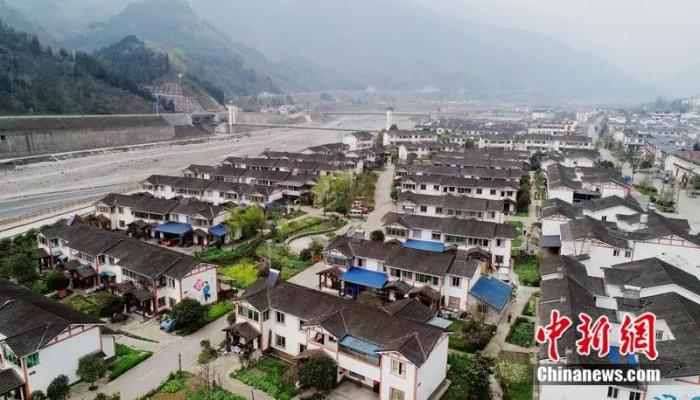 汶川地震十二年：遥忆悲伤，记住灾难中不屈的精神