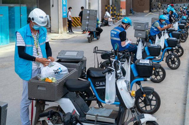 复苏中的武汉美食消费，外卖占比大幅提高 瑞幸、盒马等新零售企业订单增长迅猛