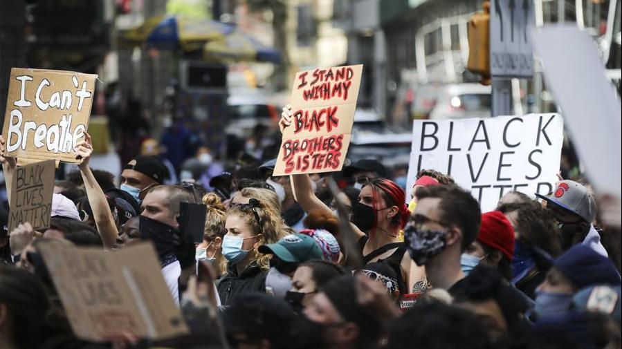 示威升级、疫情蔓延、大选将至，怎么办？美国政客：甩锅