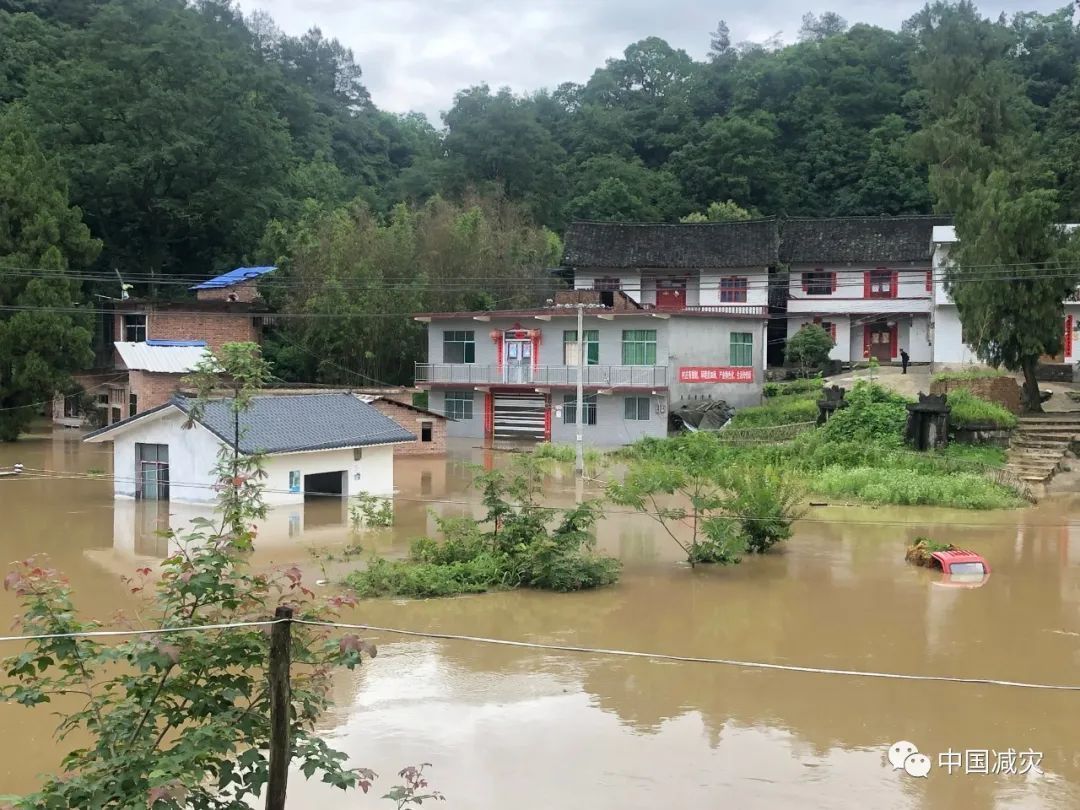 强降雨致8省区176万人受灾