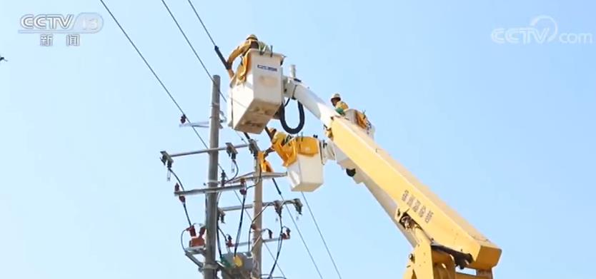 线上线下相结合 全国各地开展“安全生产月”活动