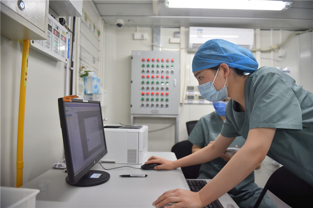 分秒必争 北京打响疫情防控“硬仗”