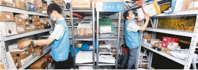 快递业逆势增长 我国今年快递业务收入有望超8600亿元