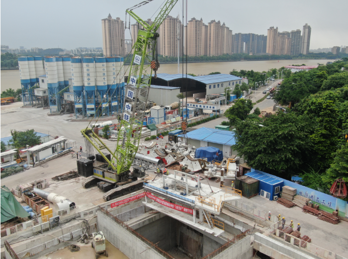 珠三角城际铁路大直径盾构机首次成功下穿珠江航道