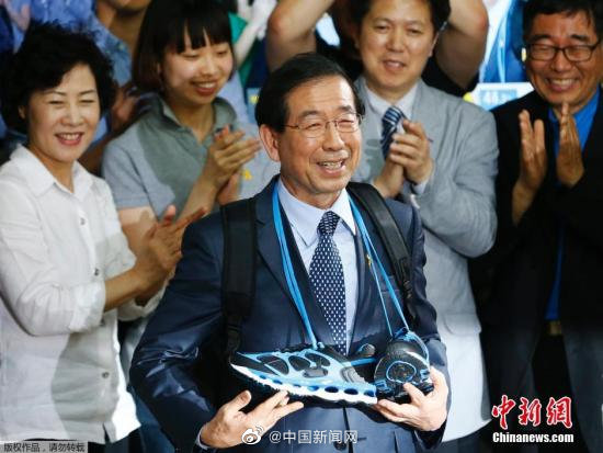 韩国首尔市长失联：警方第一轮搜索未发现朴元淳