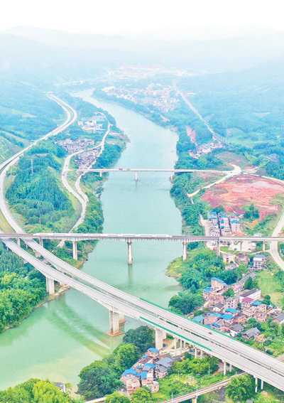 人民日报关注|广西8个未摘帽县 脱贫攻坚战正酣