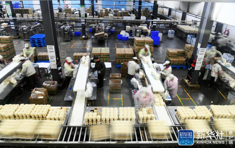 乌蒙“同心”战贫困