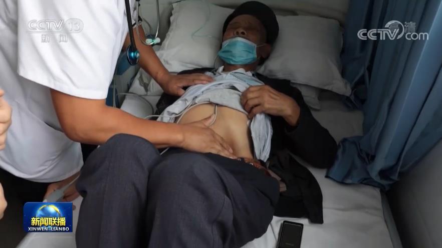 【走向我们的小康生活】小镇卫生院“来了”大专家