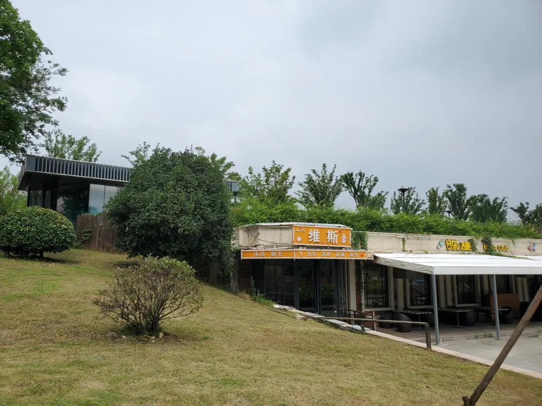 上游防汛一级应急响应！秦淮河大堤却被指挖空建高档餐厅？